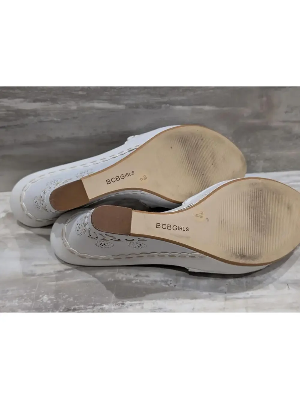 BCBGirls White Wedge Sandals with Decorative Cutouts Sz 11B
